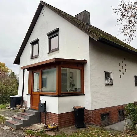 Hoepen 125qm 4 Schlafzimmer Citynah 5 Zi. Parkplatz Terasse Wifi Seevetal