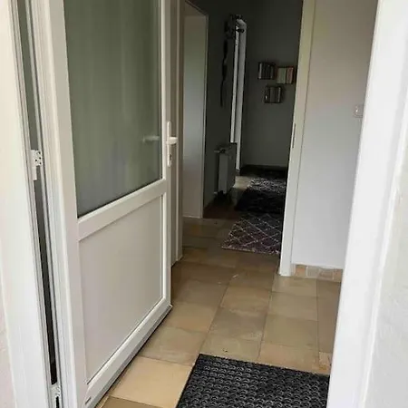 Hoepen 125qm 4 Schlafzimmer Citynah 5 Zi. Parkplatz Terasse Wifi Apartamento