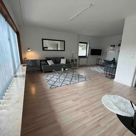 Apartment Hoepen 125qm 4 Schlafzimmer Citynah 5 Zi. Parkplatz Terasse Wifi