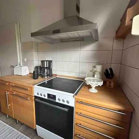 Hoepen 125qm 4 Schlafzimmer Citynah 5 Zi. Parkplatz Terasse Wifi *