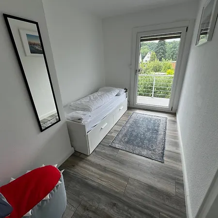 Hoepen 125qm 4 Schlafzimmer Citynah 5 Zi. Parkplatz Terasse Wifi Seevetal
