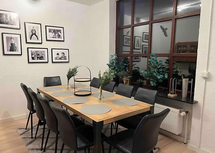 Hoepen 125qm 4 Schlafzimmer Citynah 5 Zi. Parkplatz Terasse Wifi *