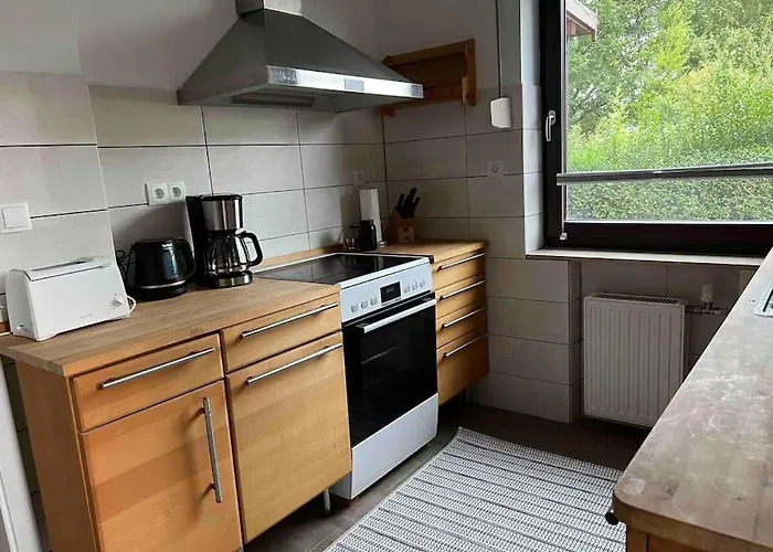 Hoepen 125qm 4 Schlafzimmer Citynah 5 Zi. Parkplatz Terasse Wifi