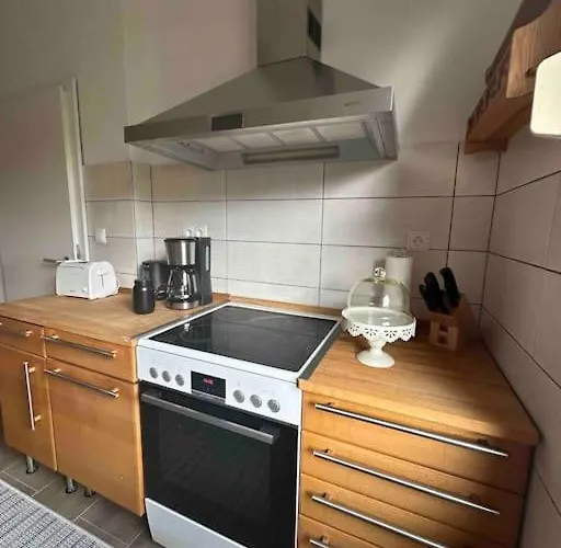 Hoepen 125qm 4 Schlafzimmer Citynah 5 Zi. Parkplatz Terasse Wifi *