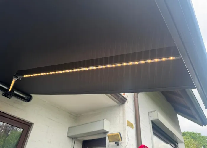Апартаменты Hoepen 125qm 4 Schlafzimmer Citynah 5 Zi. Parkplatz Terasse Wifi Зеветаль